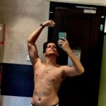 Vijay Varma Instagram - For everyone asking “Body kahan hai!??” after watching #Jaanejaan 🤭😈 Kalimpong, West Bengal