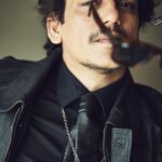 Vijay Varma Instagram - Killing it? #MurderMubarak 🔪