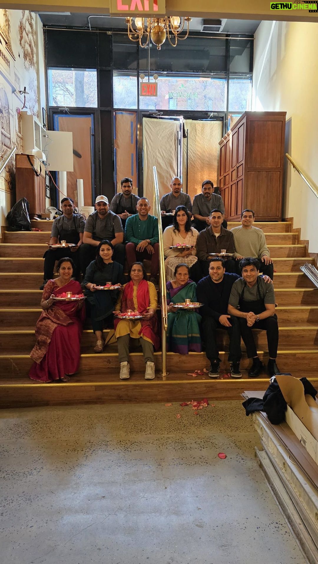 Vikas Khanna Instagram - What an auspicious day. Blessed. Blessed. At @bungalowny Blessed beyond words. Today, all the lights & gas ranges of Bungalow have been turned on. Our passion & devotion is burning bright. 🇮🇳 🇺🇸 Since the past almost 40 years, my Maa turns on the gas to celebrate a new beginning of my business. In India, it is said that Heaven exists only under mother’s feet, the most respected space in the Universe. ❤️ My GrandMa used to pray to the fire & offer a small piece of dough and say, “protect my son’s hands”. It somehow made me feel safe. 🥹 Today, all my kitchen champions were blessed by this ritual. Jai Ho! 14 Days To Go!!!