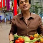 Vikas Khanna Instagram - BIJI ki Daal used to be my go-to dish ..but now the same daal doesn’t taste like that anymore even if I ensure I do everything to make it perfect . I want to come back to India to the food that is nostalgic and pure .. it’s time that we go back to our roots and actually find #BharatKaAsliSwaad