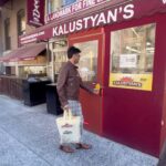 Vikas Khanna Instagram - The aisles of Kalustyan’s have inspired me for almost 24 years. Flavors & ingredients from around the World especially India…. All under one roof in the heart of New York City. The iconic landmark also known as “The Temple of Flavors” has truly been my inspiration to develop the menu of @bungalowny Can’t wait to share our version of “Shakarkandi Chaat” (Sweet Potato Chaat” soon. ❤️ 31 Days to Go.