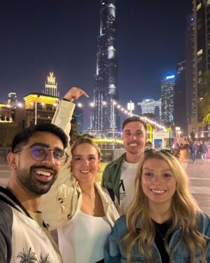 Vikram Barn Instagram - Top tier tourists 😄