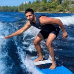 Vikram Barn Instagram – Surfs up 🏄🏻‍♂️ 

Shoutout to @mrwoofless for the lessons 🙌🏽 Georgian Bay Islands National Park