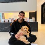 Vikram Barn Instagram – My favourite kind of visitor ☺️ London, United Kingdom