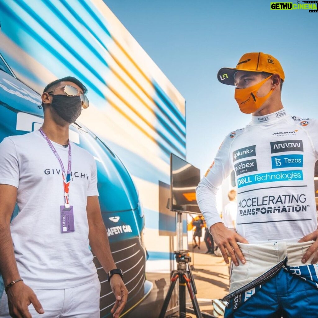Vikram Barn Instagram - Glad I got to give @landonorris some tips for tomorrow 😂 Silverstone