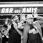 Vincent Cassel Instagram - Sérieux dans nos affaires! #familyaffair❤️🤑 @bardesamis13008 @assassinhistory Bar Des Amis Marseille