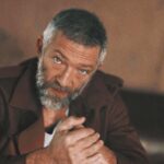 Vincent Cassel Instagram - Sérieusement ?! #strictlybiznessnothingpersonal Paris, France