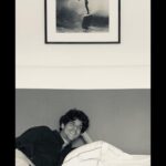 Vincent Cassel Instagram - Un mec sans aucun charme, extrêmement lourd, très mauvais acteur et qui n’est pas du tout mon ami #louisgarrel Biarritz, France