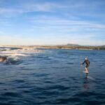 Vincent Cassel Instagram - Reef flirtin’ 🥰🤪 #foilsurfing #paysbasque @takumaconcept 🎥 @pierrecaley 🙏🏼 Pays Basque