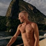 Vincent Cassel Instagram - Bye-Bye Brasil. tristeza não tem fim, felicidade sim Urca, Rio De Janeiro