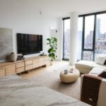 Vinny Guadagnino Instagram - Catch my lil crib on an all-new episode of #MTVCribs with two episodes tonight starting at 9:30pm on @mtv 😎 - As always shout out to @vda_designs 🏡 New York, New York