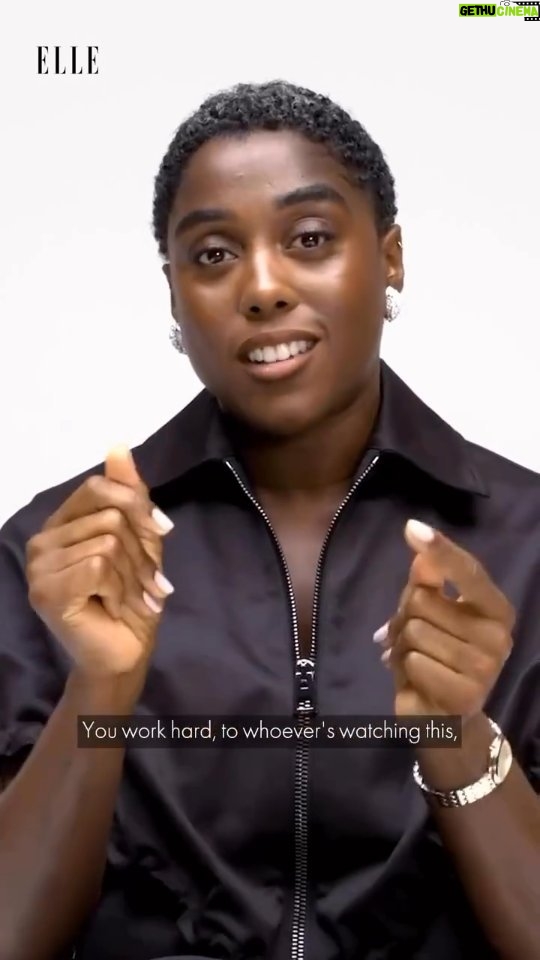 Viola Davis Instagram - ❤️❤️❤️ ・・・ We’re the builders of our own future, one skill at a time. What do you wish to leave in the world? #MorningAffirmations 🎥@lashanalynch @elleusa 🔄@natblacktheatre