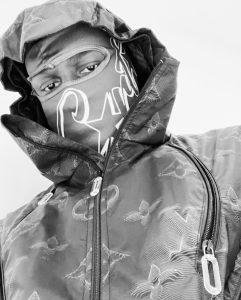 Virgil Abloh Instagram - imagine what goes on in my head if this is what i see. writing a new sets of fashion shows right now, i’ve been at the level deliver 12 collections total a year for years now for all the different OW LV stables, happily with energy to spare which is the funny part. design is implied, my bag is to consider it writing, like book-books. current nomad phase. dinner for one please. ~ first question i ask my studio when I walked in, “why are clothes even important?”… better yet “are clothes important?”… Siège Louis Vuitton