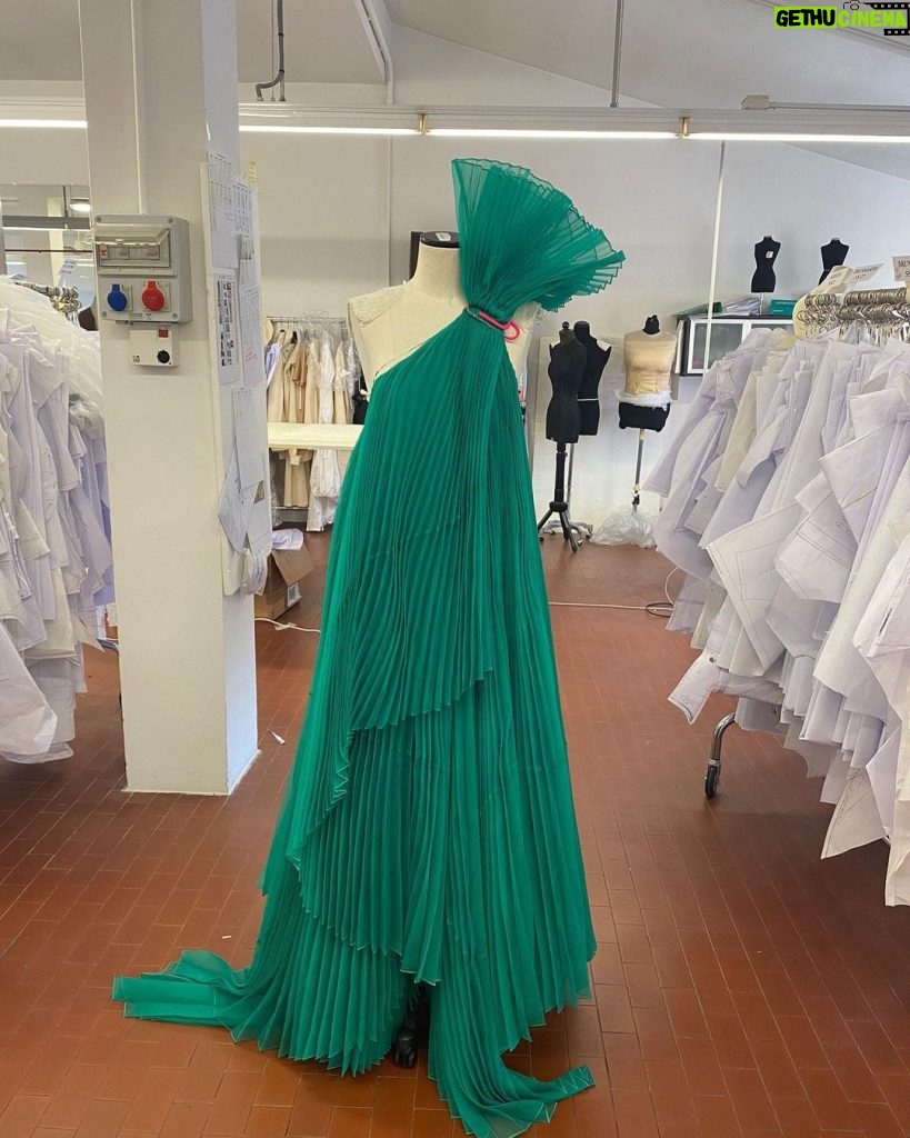 Virgil Abloh Instagram - “For Alber” his legacy as a spirit & as designer helped me dream accurately and understand the inherent essence of Parisian fashion design ethos vividly. i designed this dress in honor of him via my @Off____White™ “Operation® Make Crazy Dresses” atelier in Milan. ~more on that later… Paris, France