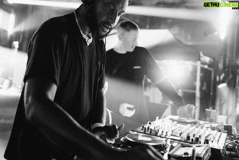 Virgil Abloh Instagram - legend will have it that @benjib and i, iconic BBC Radio 1 presenter and dj slash musical director of 𝓛𝓸𝓾𝓲𝓼 𝓥𝓾𝓲𝓽𝓽𝓸𝓷 scoring all the films and runway shows and myself head designer of the same said house toured djing together and played festivals on the same lineup, casually. 𝓛𝓸𝓾𝓲𝓼 𝓥𝓾𝓲𝓽𝓽𝓸𝓷 Sound Design & Record Club started out as an idea and is very real. serving sounds, looks & feels without actual garments. in my mind its Modernism® 📸 @hirobjones Manchester, United Kingdom