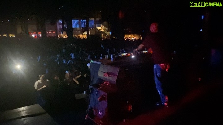 Virgil Abloh Instagram - sometimes these CDJs feel like paint brushes in my hands. a lot of times people ask me what i play when I dj, answer is everything i wanna hear loud, lol. genres don’t apply in my day job or set lists either. warehouses in Manchester hit different. for this contemporary dj culture of ours the UK will always be a global treasure. main stage shelling down session c/o of the 10,000 kids at @whp_mcr & the visionaries at @repercussion__ Manchester, United Kingdom
