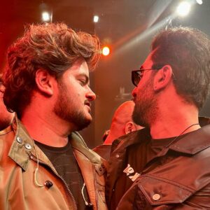 Vishal Mishra Instagram - #PehleBhiMain Tumse Mila Hu❤️ #RanbirKapoor Se Milkar Aisa Hi Laga. #Unnao Me Tha Jab Rockstar Aayi Thi.Kuch Tha Nahi Par Bohot Saare Khwaab The Jinme Se Ek Ye Bhi Tha Ki Kabhi Ap Jaise Artist Ke Sath Apni Art Share Karu & See Where Life Brings Us 🎶Thank you for your warmth Ranbir. You Are A 💎
 #Animal on 1st #December