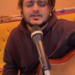 Vishal Mishra Instagram - Felt like singing for you all ❤️ I love #zindagiterenaam ! Go stream it now💕 Thodi tabiyat nasaaz hai Bhool Bhool maaf karna 😃 @karanjohar @apoorva1972 @shashankkhaitan @sidmalhotra @raashiikhanna @dishapatani @sagarambre_ #PushkarOjha @mekaushalkishore @azeemdayani @Thetusharkalia @primevideoin @dharmamovies @mentor_disciple_entertainment @aafilms.official @tseries.official #reels #vishalmishra #yodha