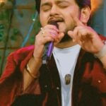 Vishal Mishra Instagram - Aap Ki Nazron Ne On #tkss ❤️ . #latamangeshkar 🙏🏽 #madanmohan 🙏🏽 #rajamehendialikhan 🙏🏽 #reels #instareels #vishalmishra #kapilsharma