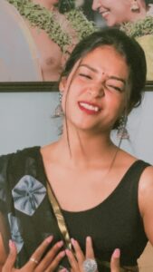 Vishnupriya sainath pathade patil Instagram - Billo ranii 👸👑 #vishaarmy❤