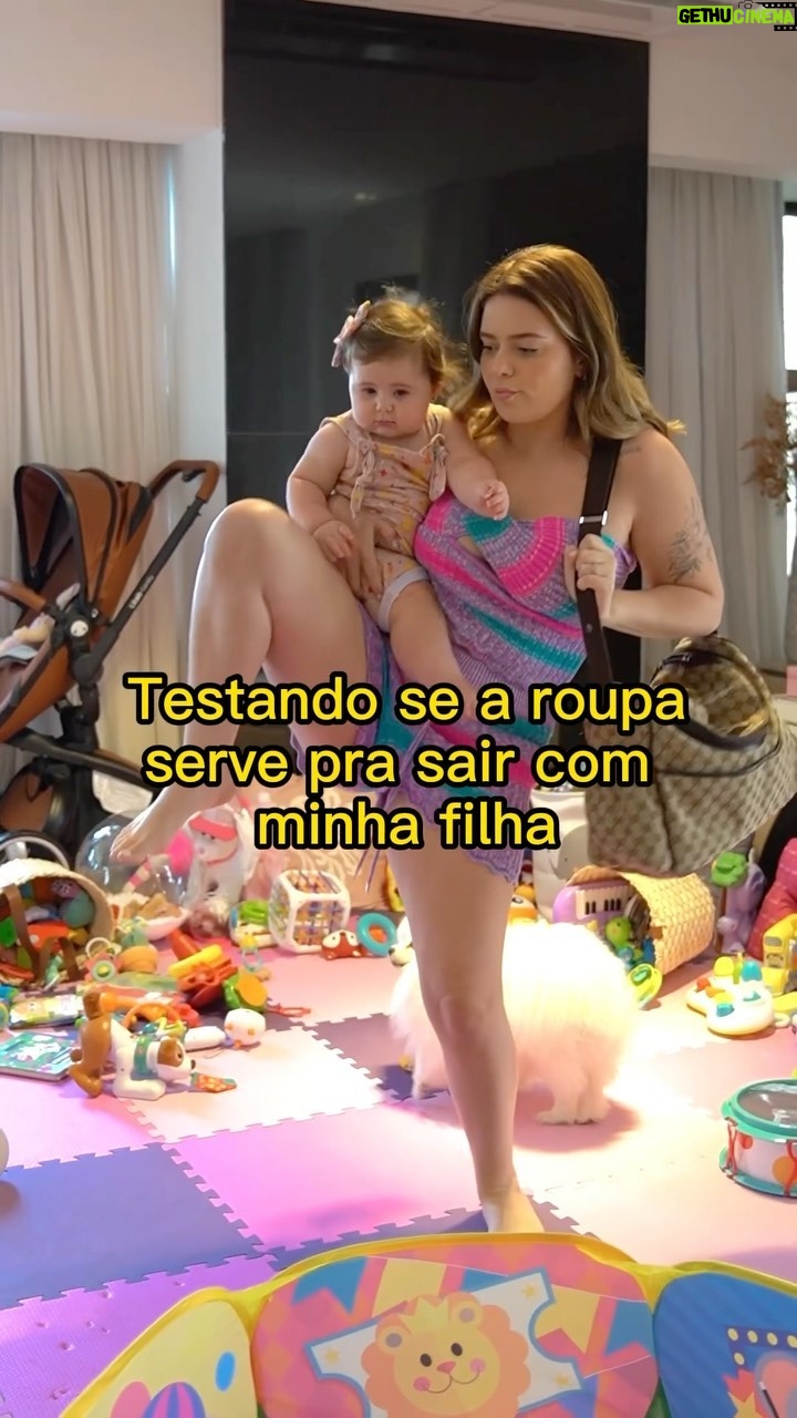 Vitória Moraes Instagram - Que mãe nunca fez isso? KKKKKK
