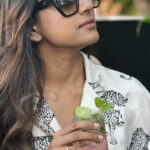 Vithika Sheru Instagram - This is only to make you jealous... YOU KNOW WHO YOU ARE! 🦩💕