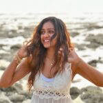 Vithika Sheru Instagram - I Sea You 🌊 🌅❤️🏝️🧿 #neil