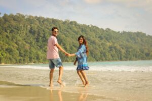 Vithika Sheru Instagram - Day 2- Radhanagar Beach 🫶🏽🏝️❤️
