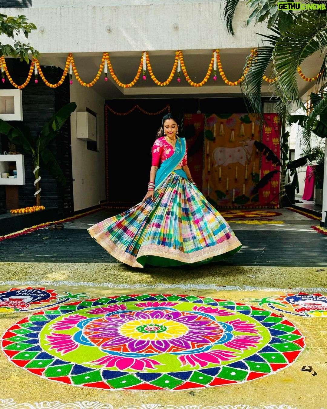 Vithika Sheru Instagram - Just Felt Like A Peacock 🦚 @bhargavikunam