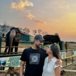 Vithika Sheru Instagram – It was so wonderful to have met Bomman Ji and all of the rescued elephants 🐘 What a pleasant evening ❤️
#elephantwhisperers