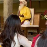 Vithika Sheru Instagram - Awestruck moment 🥹 @isha.foundation @sadhguru finally this happened can’t express in words how I felt being in his presence. Thank you isha for this beautiful experience. Of course it is - @bhargavikunam loved it akkaa Isha Foundation, Coimbatore