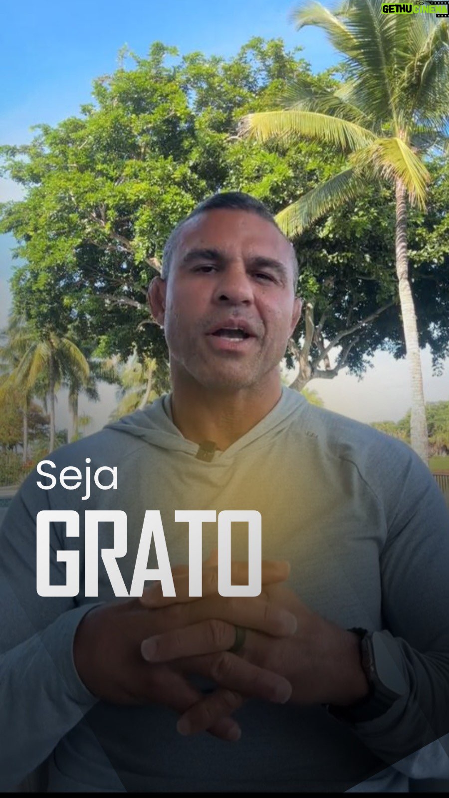 Vitor Belfort Instagram - A gratidão é um dos sentimentos mais poderosos que podemos expressar e o Dia de Ação de Graças é um feriado cheio de significado por aqui. Reconheça todas as bênçãos que recaem sobre a sua vida, seja grato por elas e peça a Deus o que o que o seu coração deseja. // Gratitude is one of the most powerful feelings we can express and Thanksgiving is a holiday full of meaning around here. Recognize all the blessings that come into your life, be grateful for them and ask God for what your heart desires. #thanksgiving #gratitude #godfirst #blessed #blessings