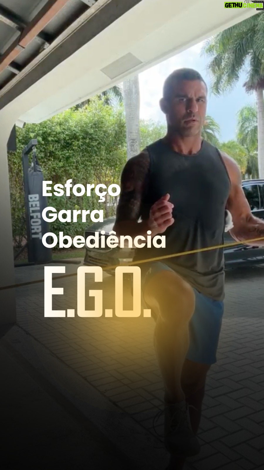 Vitor Belfort Instagram - Treinamento é disciplina, foco, determinação e sabe qual é o grande segredo? Ter bem claro na sua cabeça que não é por um período, não é para um objetivo específico, é para a vida toda. Assim como você tem que beber água, se alimentar, escovar os dentes, você tem que exercitar corpo, mente e espírito. // Training is discipline, focus, determination and do you know what the big secret is? Be very clear in your head that it is not for a period of time, it is not for a specific objective, it is for life. Just like you have to drink water, eat food, brush your teeth, you have to exercise your body, mind and spirit. #belfortclub #belforttraining #motivation #health #life #ufc #mma #fight #champion