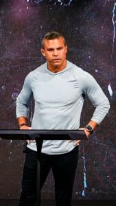 Vitor Belfort Instagram - Não veja pornografia - Vitor Belfort Trecho da mensagem no Canal Vitor Belfort Oficial Link no Stories: https://youtu.be/pSPgfZT8Qt4?si=z27qzTkZethR76hb #naovejapornografia #jesus #vitorbelfort #nofap #fitness #homemdevalor #masculinidade #virilidade #santidade