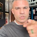 Vitor Belfort Instagram - HOJE Ao Vivo no YouTube as 21hs com meu amigo @pr.paulojunioroficial não perca! LINK no Stories e na Bio https://youtube.com/live/9FACB6Ub9OM?feature=share #belfortclub #belforttraining #motivation #mma #ufc #lifestyle #mindset #CampeãoDaVida