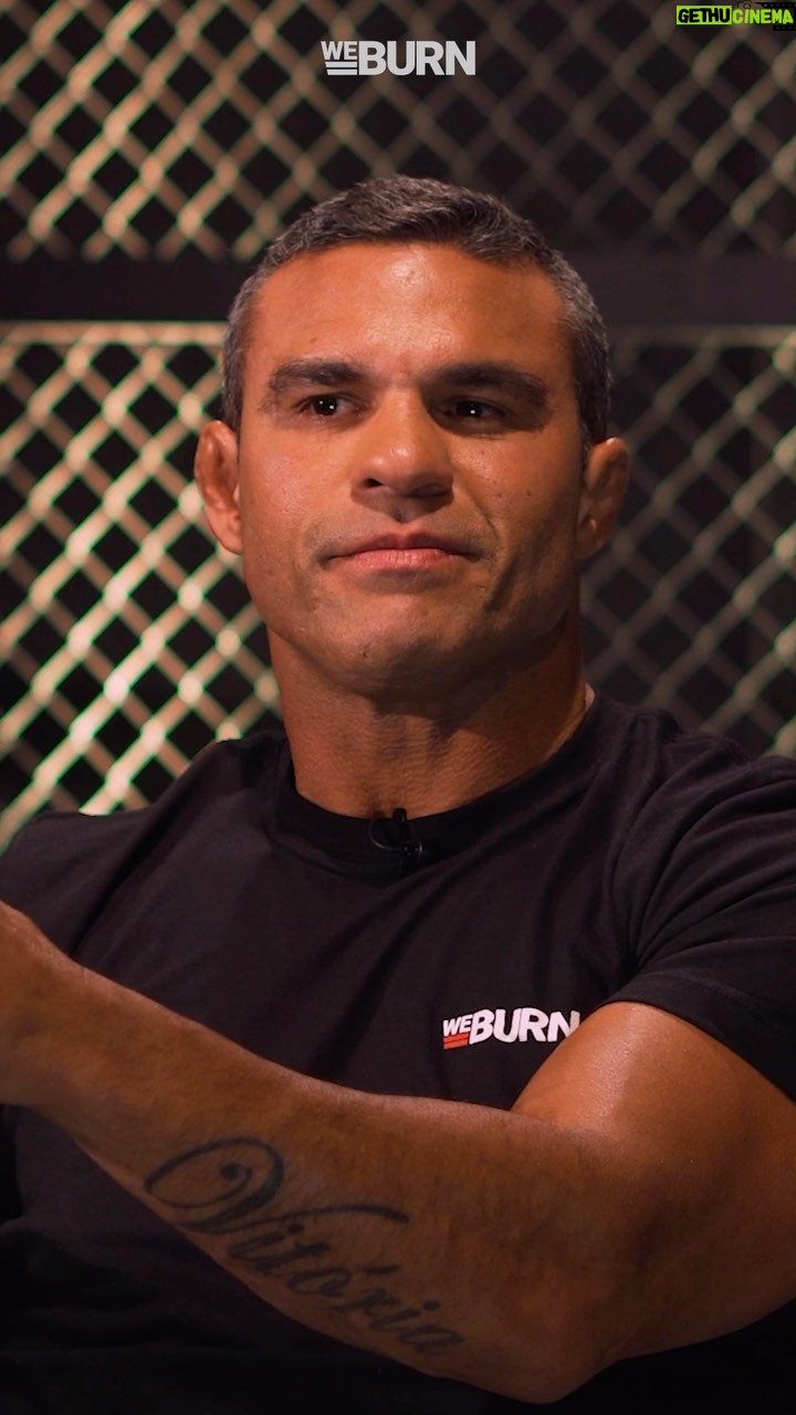 Vitor Belfort Instagram - Persistência é a chave para o sucesso. São as nossas escolhas e com lidamos com as dificuldades que determinam o sucesso. Enquanto você se entregar à preguiça ao “mimimi”, terá sempre os mesmos resultados. Vem para o Belfort Training e mude seu estilo de vida. Aperta no link da minha bio. // Persistence is the key to success. It is our choices and how we deal with difficulties that determine success. As long as you indulge in laziness and “mimimi”, you will always have the same results. Come to Belfort Training and change your lifestyle. Click on the link in my bio. #belfortclub #belforttraining #motivation #mma #ufc #lifestyle #mindset