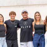 Vitor Belfort Instagram - — Como pai, entendo profundamente a importância desse papel na vida de uma criança. Ser pai é uma dádiva e uma responsabilidade que me enche de orgulho. — Não há nada mais gratificante do que acompanhar o crescimento e desenvolvimento dos meus filhos, ser seu exemplo e guia. A presença e o amor de um pai são fundamentais para o bem-estar emocional e o desenvolvimento saudável de uma criança. Ser pai significa estar presente, apoiar, incentivar e ensinar valores importantes, como respeito, honestidade e compaixão. Através do meu amor incondicional, procuro criar um ambiente seguro e acolhedor para que meus filhos possam se tornar adultos felizes, confiantes e bem-sucedidos. Ser pai é um privilégio e uma jornada de aprendizado constante, que me enche de alegria e satisfação. Estou imensamente orgulhoso de ser pai e de desempenhar esse papel tão importante na vida dos meus filhos. Parabéns a todos os pais especialmente a meu pai @jmlbelfort — As a father, I deeply understand the importance of this role in a child's life. Being a father is a gift and a responsibility that fills me with pride. There is nothing more rewarding than witnessing the growth and development of my children, being their role model and guide. The presence and love of a father are crucial for a child's emotional well-being and healthy development. Being a father means being present, supporting, encouraging, and teaching important values such as respect, honesty, and compassion. Through my unconditional love, I strive to create a safe and nurturing environment for my children to become happy, confident, and successful adults. Being a father is a privilege and a journey of constant learning that brings me joy and fulfillment. I am immensely proud to be a father and to play such an important role in my children's lives. Happy Father's Day to all the real dad' especially my dad @jmlbelfort