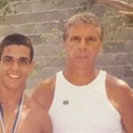 Vitor Belfort Instagram - — Como pai, entendo profundamente a importância desse papel na vida de uma criança. Ser pai é uma dádiva e uma responsabilidade que me enche de orgulho. — Não há nada mais gratificante do que acompanhar o crescimento e desenvolvimento dos meus filhos, ser seu exemplo e guia. A presença e o amor de um pai são fundamentais para o bem-estar emocional e o desenvolvimento saudável de uma criança. Ser pai significa estar presente, apoiar, incentivar e ensinar valores importantes, como respeito, honestidade e compaixão. Através do meu amor incondicional, procuro criar um ambiente seguro e acolhedor para que meus filhos possam se tornar adultos felizes, confiantes e bem-sucedidos. Ser pai é um privilégio e uma jornada de aprendizado constante, que me enche de alegria e satisfação. Estou imensamente orgulhoso de ser pai e de desempenhar esse papel tão importante na vida dos meus filhos. Parabéns a todos os pais especialmente a meu pai @jmlbelfort — As a father, I deeply understand the importance of this role in a child's life. Being a father is a gift and a responsibility that fills me with pride. There is nothing more rewarding than witnessing the growth and development of my children, being their role model and guide. The presence and love of a father are crucial for a child's emotional well-being and healthy development. Being a father means being present, supporting, encouraging, and teaching important values such as respect, honesty, and compassion. Through my unconditional love, I strive to create a safe and nurturing environment for my children to become happy, confident, and successful adults. Being a father is a privilege and a journey of constant learning that brings me joy and fulfillment. I am immensely proud to be a father and to play such an important role in my children's lives. Happy Father's Day to all the real dad' especially my dad @jmlbelfort