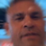 Vitor Belfort Instagram - E aí? Esse botox tá forçado ou não ?? Para de ir nesse médico popó 🤣