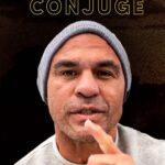 Vitor Belfort Instagram - Se você pudesse voltar atrás o que você faria diferente? Então comece hoje, faça diferente, comece no presente para no futuro você colher os frutos plantando agora. Seja um bom marido uma boa esposa, assim será um bom pai e uma boa mãe ! Assista o vídeo completo no YouTube link no story e na bio https://youtu.be/Y5WD8VO0oaw?si=m5Iz_BvBF_iEvglZ #pai #mae #marido #esposa #casal #feliz