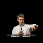 Vitor Belfort Instagram – Assistam esse trecho da mensagem impactante de Paul Washer, será um divisor de águas na sua vida, a mensagem completa está no meu canal do YouTube.

Watch this excerpt from Paul Washer’s impactful message, it will be a turning point in your life, the full message is on my YouTube channel.

#paulwasher #jesus #nascerdenovo