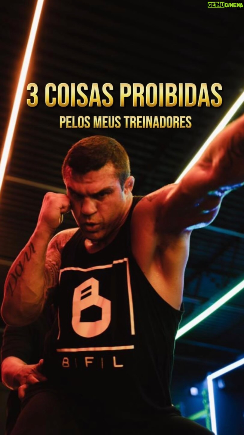 Vitor Belfort Instagram - 3 COISAS PROIBIDAS PELOS MEUS TREINADORES Esses ensinamentos eu recebi dentro do universo da luta, mas eles podem ser aplicados em qualquer área da vida. Eu desafio você a fazer um teste por uma semana: 1 - Não reclame 2 - Mantenha uma mentalidade positiva 3 - Não duvide da sua capacidade Forte abraço! // 3 THINGS PROHIBITED BY MY COACHES I received these teachings within the world of fighting, but they can be applied to any area of life. I challenge you to test it for a week: 1 - Don’t complain 2 – Maintain a positive mindset 3 – Don’t doubt your ability #mindset #mma #ufc #fight #war #life #champion