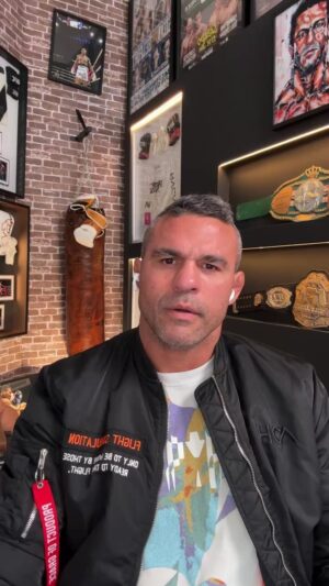 Vitor Belfort Instagram - A VERDADEIRA CONVERSÃO:

- A MORTE DO VELHO HOMEM E O ABANDONO DOS HÁBITOS ANTIGOS.
- ANIQUILAR OS ÍDOLOS DO CORAÇÃO QUE NÓS AFASTAM DE DEUS
- DEUS NÃO DIVIDE SUA GLÓRIA COM NINGUÉM
- A MORTIFICAÇÃO DOS DESEJOS DA CARNE
- SANTIDADE E OBEDIÊNCIA TEM MAIS VALOR QUE OS SACRIFÍCIOS 
- FALSOS PROFETAS ALIMENTAM A VAIDADE, AS RIQUEZA E ELES PERDEM OS FUNDAMENTOS DA VIDA ESPIRITUAL

FALSOS PROFETAS SÃO ; CAFETÃO,MERCENARIOS, INCIRCUNCISOS , E  OS PAIS DO ENGANO, 

— SANTIFICAÇÃO = SEPARAÇÃO 
OBEDIÊNCIA SEM AMOR É LEGALISMO
Amor sem obediência é ANTINOMISMO 
Todo crente é santo pois santidade é uma decisão e um posicionamento.