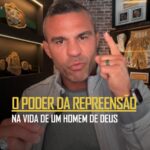 Vitor Belfort Instagram - Escolha os amigos certos para estarem ao seu lado, porque nós estamos fadados a cometer erros. Quem só passa a mão na sua cabeça e justifica suas atitudes não está preocupado com a sua evolução. Dê valor também a quem diz com sinceridade onde você está pecando, pois essa pessoa quer que você aprenda com seus erros e se torne sua melhor versão. Quem é o amigo que está sempre disposto a te falar umas verdades? // Choose the right friends to be by your side, because we are bound to make mistakes. Anyone who just rubs your head and justifies their actions is not concerned with your evolution. Also value someone who sincerely tells you where you are sinning, because that person wants you to learn from your mistakes and become the best version of yourself. Who is the friend who is always willing to tell you some truths?