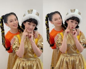 Vivian Hsu Instagram - 請大家保重身體

我們預計25年後還要合體🤣

感謝「NHK紅白歌合戰」的邀請
好用心設計的2大雙餅乾舞台

全場一起跳「Timing」真的很感動！
謝謝大家，你們好棒🖤エ～コら🦇
WE ARE BLACK BISCUITS!

祝大家新年快樂！明年見

皆さん体に気を付けてね。
25年後また復活するつもりよ🤣

「第74回NHK紅白歌合戦」のお誘いにとても感謝です。
私たちのために特別に作っていただいた二つのステージに立った瞬間、涙が溢れそうになった。心を込めた紅白制作チームの気持ちに感謝です。

会場全員が「Timing」を踊れるのも感動しました！
ありがとう、皆さん。最高だよ🖤エ〜コら🦇

良いお年を

#黑色餅乾
#口袋餅乾
#ブラックビスケッツ
#黑色餅乾
#BlackBiscuits
#ポケットビスケッツ
#口袋餅乾
#PocketBiscuits
#第74回NHK紅白歌合戦
#2023NHK紅白歌合戰

@nanchan_official_ 
@amano2142 
@chiaki77777