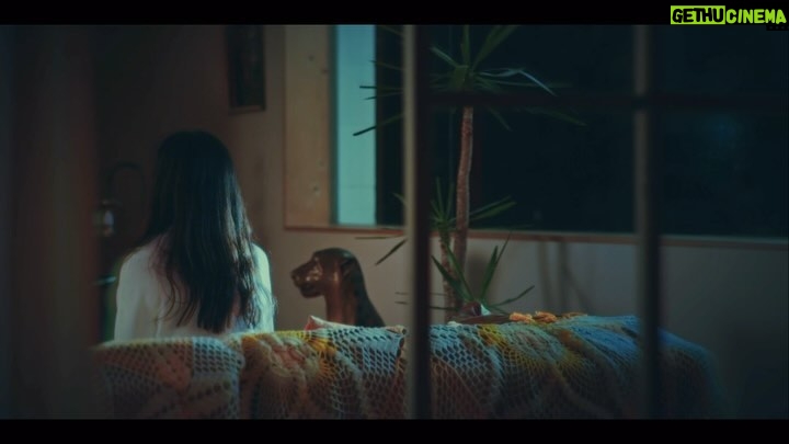 Vivian Hsu Instagram - 看完這個短Teaser 請留言告訴我 你們會定義它是什麼風格的MV呢? 我是好奇寶寶 今晚【不愛自己現在的樣子】 March 1, 2024. 00:00 a.m. 音樂平台全球上線 Coming Soon. 史上最大宗懸疑案 就是找不到『自己』 ————————————————— このTeaserを観たら 皆さんはどんなスタイルのMVだと定義するのか? コメントで教えてね。私は好奇心旺盛だから。 史上最大のミステリーは『自分』を見つからないことだ 今夜【不愛自己現在的樣子】 March 1, 2024. 00:00 a.m. 配信スタート Coming Soon. #VIVIAN專輯音樂DramaMV三部曲 #首部曲 #不愛自己現在的樣子 #VIVIAN與金曲實驗美學導演林毛 #攜手二創音樂影像後設作品風格 #開創華語樂壇前所未見心理懸疑MV #LETTINGGO #即將上線 #VIVIANアルバムDramaMV三部作 #VIVIANと実験的美学のディレクター林毛 #メタフィクションミュージックビデオ #中華圏音楽業界のメンタルミステリーMVを切り開く #まもなく公開 MV director: @lenin.stalin.mao Photographer: @liangstudio Hair: @lounes_chen Make up: @jenny_lin_0418 Stylist: @melinachen