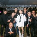 Vivian Hsu Instagram – 謝謝昨晚陪我到最後的你們

不能相見的日子 讓熟悉的音樂陪著你們
明年再帶著新專輯唱給你們聽

謝謝我的翅膀們/私の翼の皆さんありがとう。
原民會/原住民族委員會 @taiwan.pasiwali 
#2023台東PASIWALI

Band leader & guitar Jacob @jacobnjl
Guitar 張樂 @chle_caleb
Drum 老王 @uanshuo
Bass UG @uganalog
Keyboard Jeff @jazzlifelu
Monitor 小張哥

@shintsaimakeup
@lounes_chen 
@bbl._.412 
@eda_fashion_studio 
@ginnylu 
@hungchiao_wu

@justinxx_official
@2020EYEhaus  #DIOReyewear
@tastboutique
@Hanshsu_official

昨夜最後まで一緒に居てくれた皆さんありがとう〜
会えない日々には、懐かしい曲で皆さんに付き添う。
来年新しいアルバムの曲を歌うね。