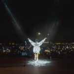 Vivian Hsu Instagram – 謝謝昨晚陪我到最後的你們

不能相見的日子 讓熟悉的音樂陪著你們
明年再帶著新專輯唱給你們聽

謝謝我的翅膀們/私の翼の皆さんありがとう。
原民會/原住民族委員會 @taiwan.pasiwali 
#2023台東PASIWALI

Band leader & guitar Jacob @jacobnjl
Guitar 張樂 @chle_caleb
Drum 老王 @uanshuo
Bass UG @uganalog
Keyboard Jeff @jazzlifelu
Monitor 小張哥

@shintsaimakeup
@lounes_chen 
@bbl._.412 
@eda_fashion_studio 
@ginnylu 
@hungchiao_wu

@justinxx_official
@2020EYEhaus  #DIOReyewear
@tastboutique
@Hanshsu_official

昨夜最後まで一緒に居てくれた皆さんありがとう〜
会えない日々には、懐かしい曲で皆さんに付き添う。
来年新しいアルバムの曲を歌うね。