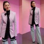Vivian Hsu Instagram - 少女們畢業快樂！ 三個月來陪著少女們熬過了幾個夜晚 最後公演太精彩 每一個妳們都是獨一無二的 看到妳們的成長和努力的同時 也是我第一次看見2位男導師落下男兒淚 祝福我們未來都好 辛苦了2位導師：奕寬老師 / 王子老師 還有最美主持人：木木 少女たちよ、卒業おめでとう！ この3ヶ月この子たちと一緒にいくつかの夜を更してきた。最後のパフォーマンスは本当に素晴らしかったよ。皆さんはそれぞれ特別で唯一無二だ。 皆さんの成長と努力を見届けた。 そして審査員のお二人の男の涙が初めて見た。 私たちの未来は順調でありますように。 審査員のお二人：奕寬／プリンス 一番綺麗な司会：木木 お疲れ様でした。 @ikuanstyle @prince_pstar @mumu0808_ 幻藍小熊 @ten__entertainment 紫月光 @acem.tw 薄荷水晶 @babymint_official 緋紅魅影 @hur_official_ 日光之橙 @sunny_parfum_official 黑曜精靈 @ss_ent_official_ @jenny_lin_0418 @lounes_chen @bbl._.412 @eda_fashion_studio @edahahahaha @magdabutrym @tuantuan_official @Hanshsu_official @tastboutique