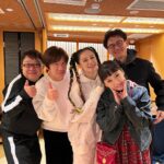 Vivian Hsu Instagram – 下班後的我們

仕事を終えた後の私たち

Miss you guys 後會有期
Bye bye じゃない

#黑色餅乾
#ブラックビスケッツ
#BlackBiscuits
#口袋餅乾
#ポケットビスケッツ
#PocketBiscuits

@chiaki77777 
@nanchan_official_ 
@amano2142